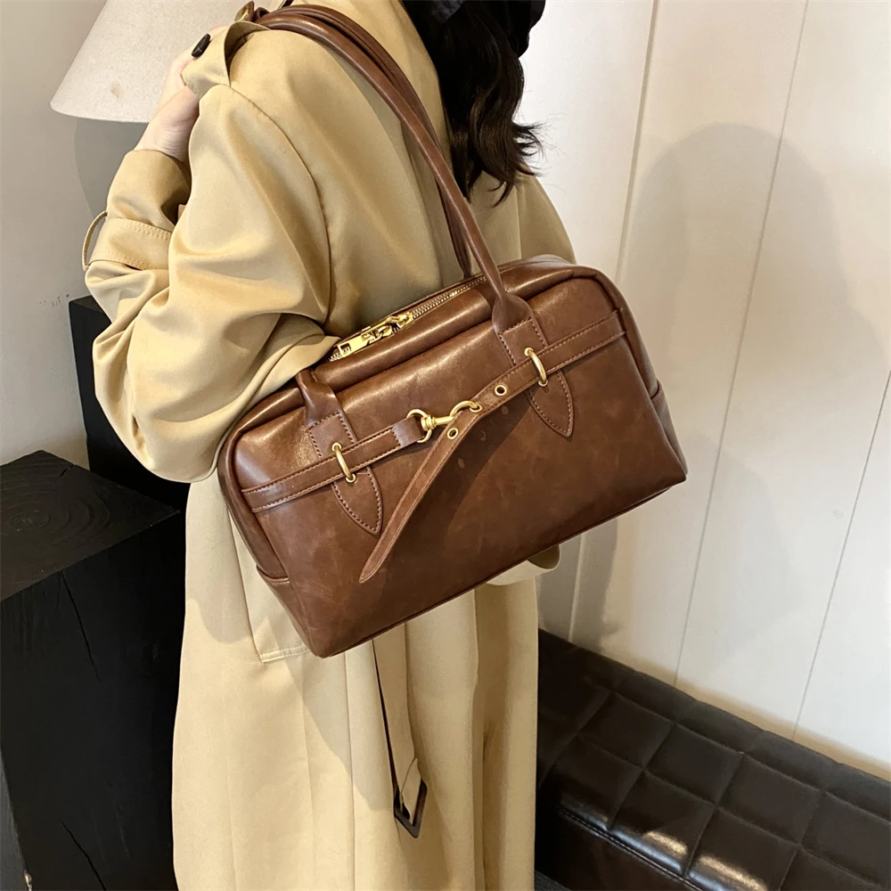 

U Leather Large Capacity Totes 2024 Latest Trend Handbag Retro Small Boston Bag Square Shoulder Bags for Women Pure Color P