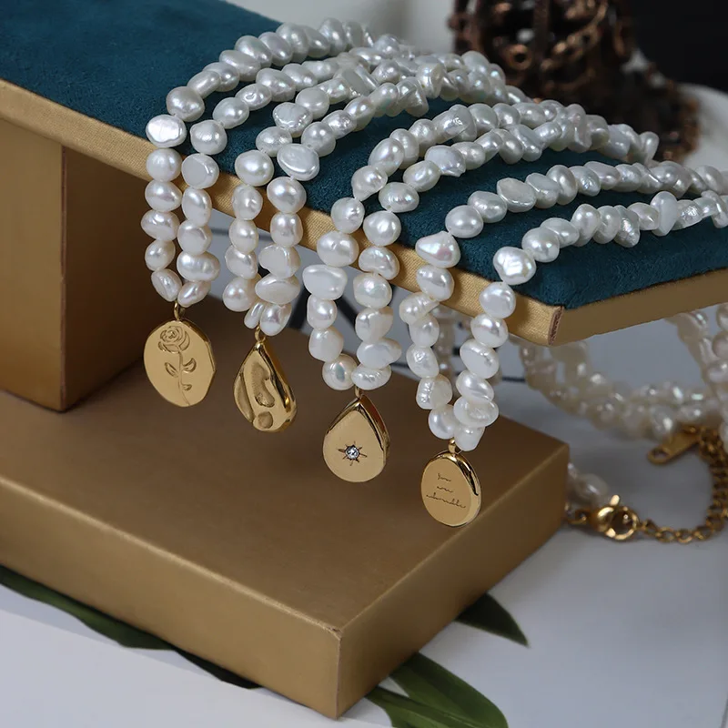 

Shaped Strong Light Broken Silver Baroque Clavicle Chain Natural Freshwater Irregular Pearl Necklace