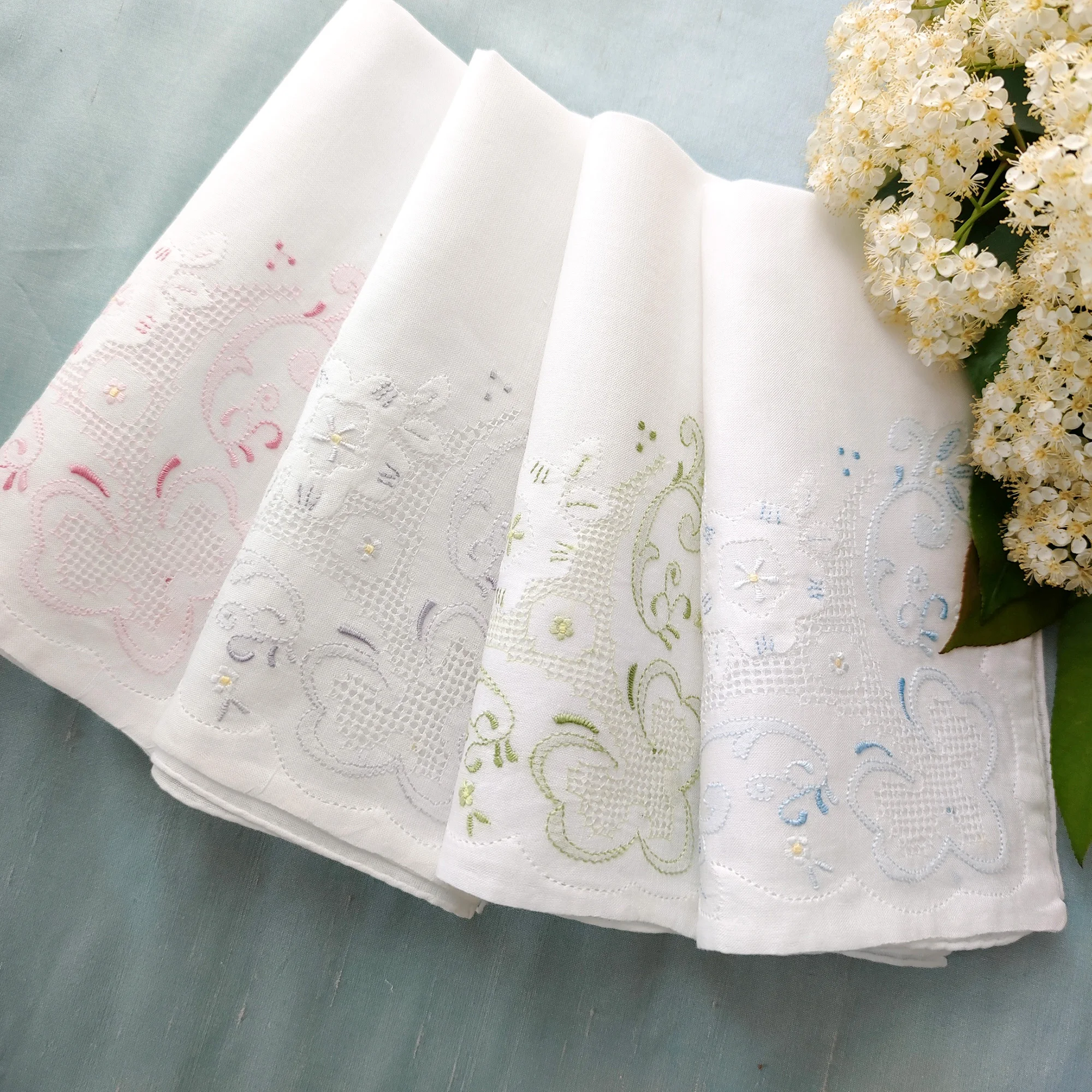 Elegant and Exquisite 100% Cotton Hand-embroidered Lady Handkerchief