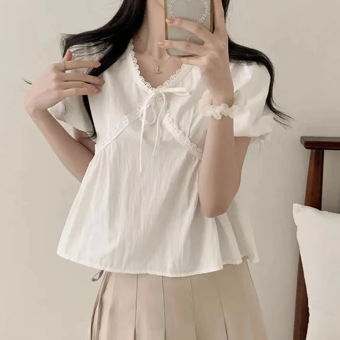 Losvallende chiffon top voor dames Zachte Sle V-ne Kant Splitsen Dun materiaal Trendy knoopontwerp Zomer Koreaanse versie irt