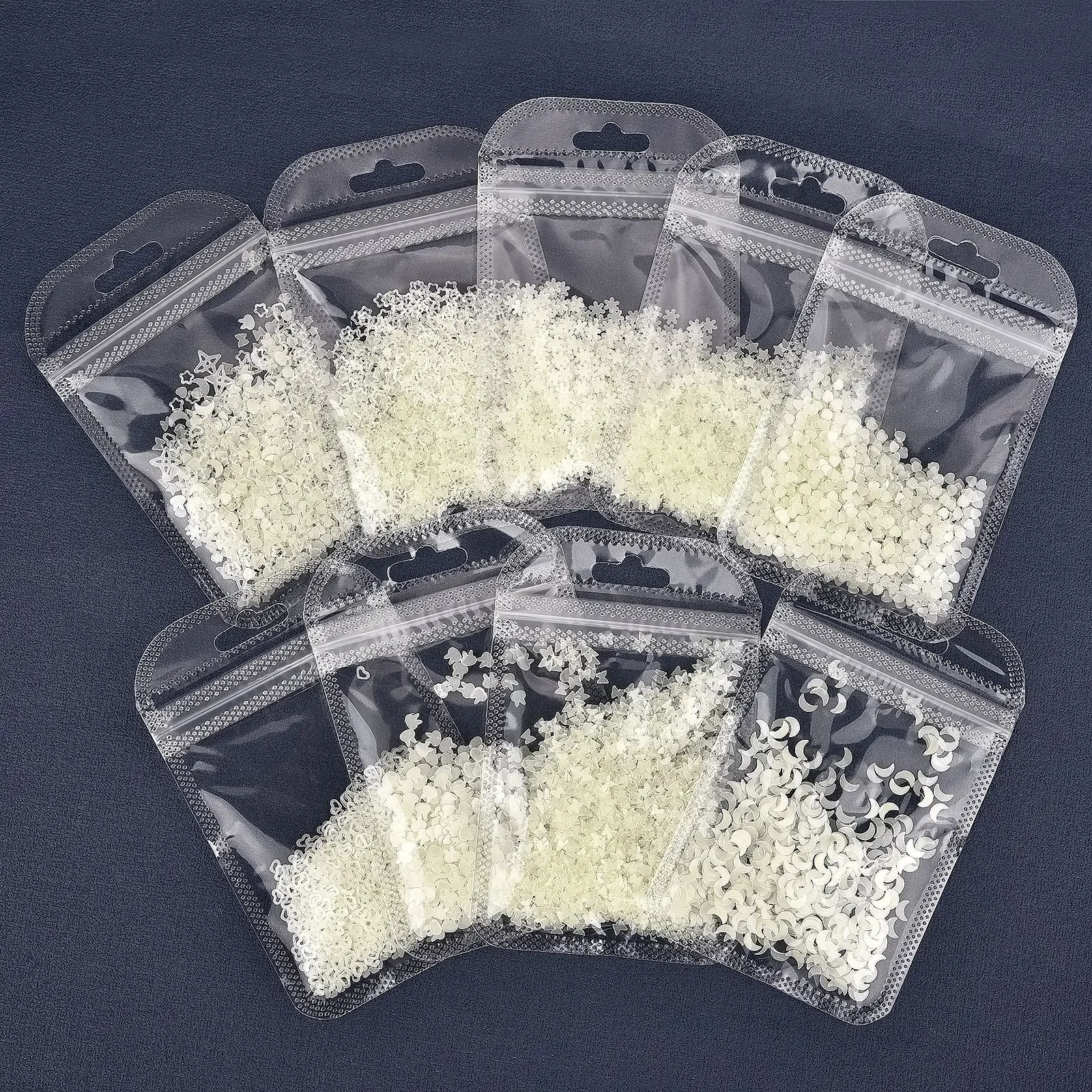 10g/3g Glow In The Dark Sequins Little Peach Heart Moon Snowflake Pentagram Sequins DIY Silicone Slim Filler