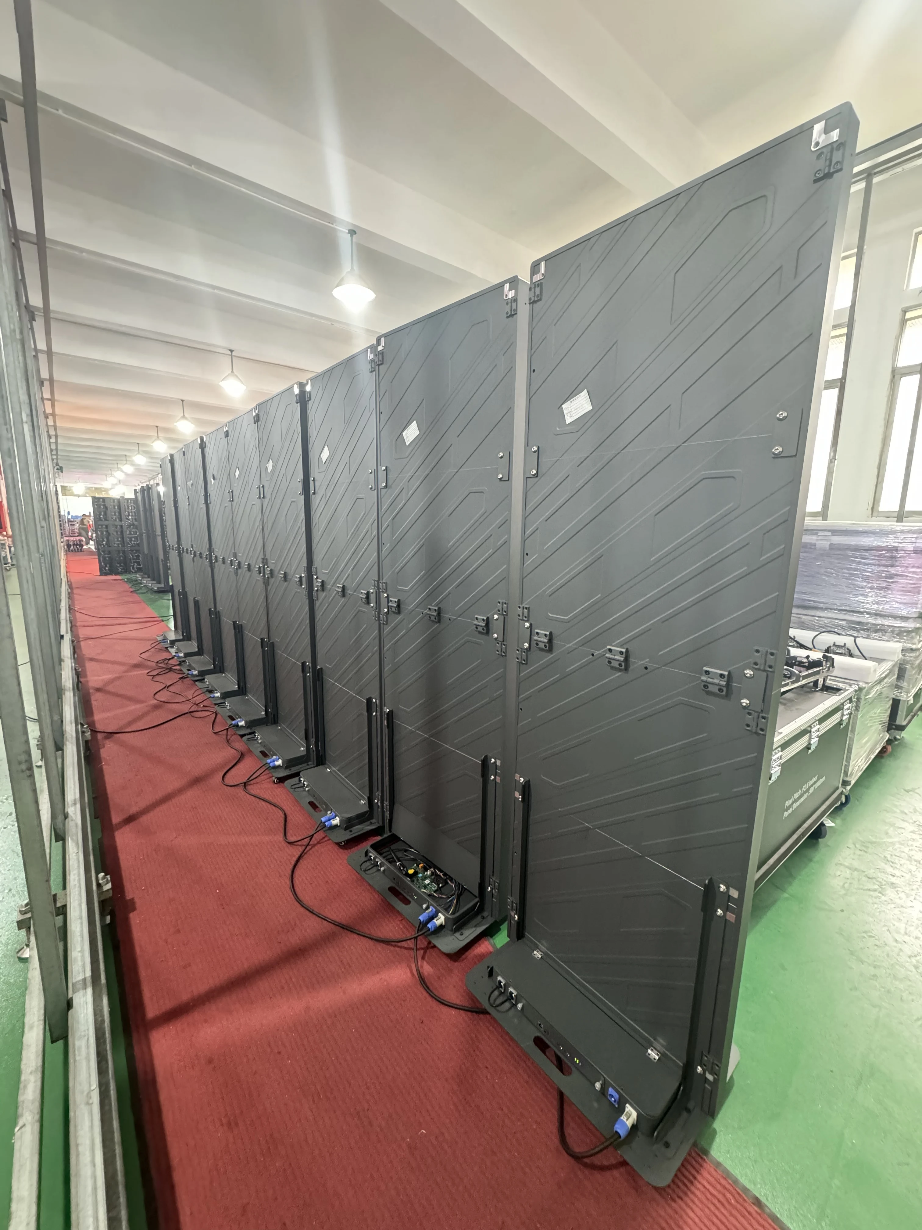 Volledig gekleurd LED-module P1.5 scherm naadloze splicing flightcase buitenpaneel monitor GOB LED posterdisplay reclamebord