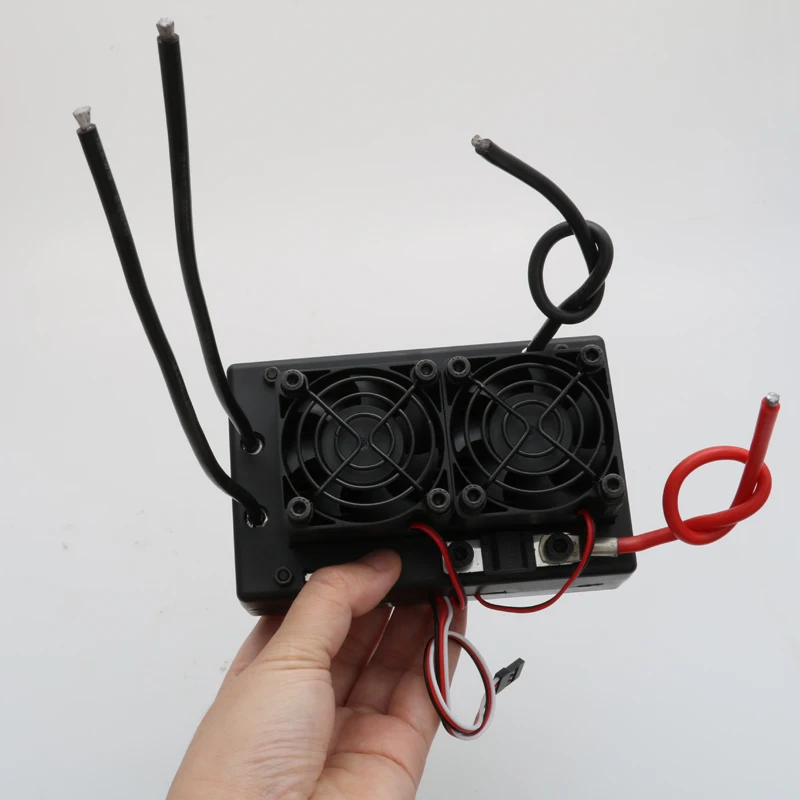 1PCS Für RC Schlepper Boot 12V-33V 200A Bidirektionale Gebürstet ESC Gebaut-in 5V 3A UBEC Unterstützung 3S-7S Motor 800W-1000W Außenbordmotor