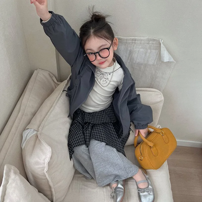 New Girls Spring and Autumn Outfit Solid Color Jacket White Round Neck T Shirt Checkered Fart Curtain Micro Pull Pants