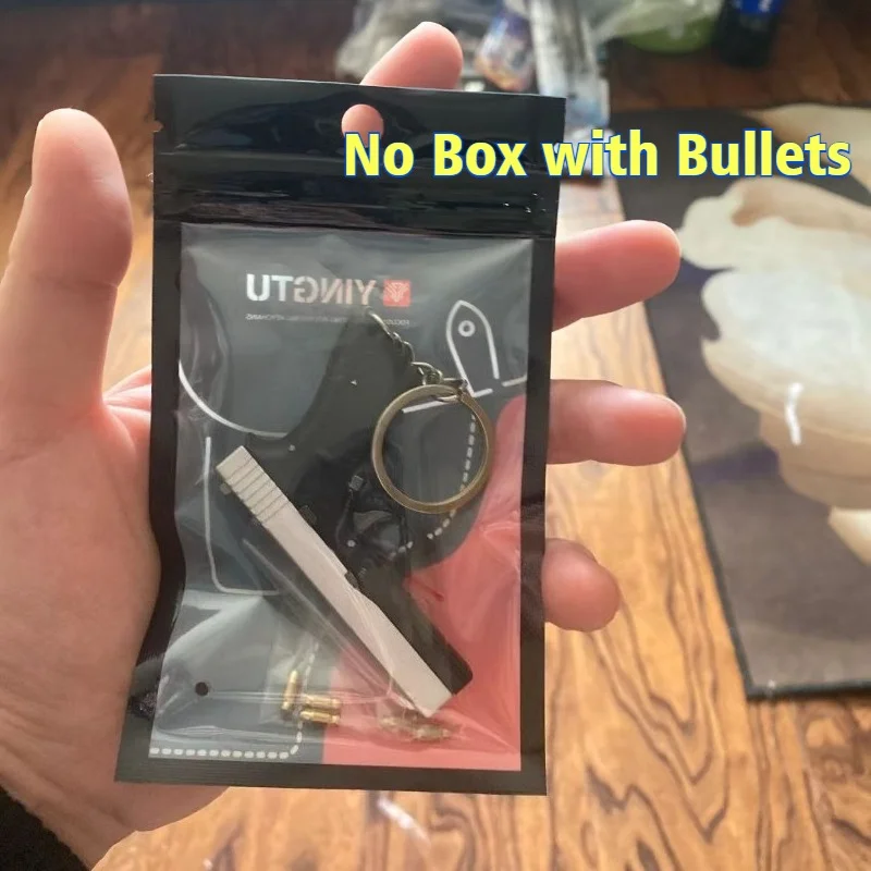 1:3 سبيكة الإمبراطورية G17 مسدس قالب سلسلة مفاتيح معدنية قلادة تفكيك رمي قذائف التماثيل بندقية صغيرة والحرف المنمنمات #4