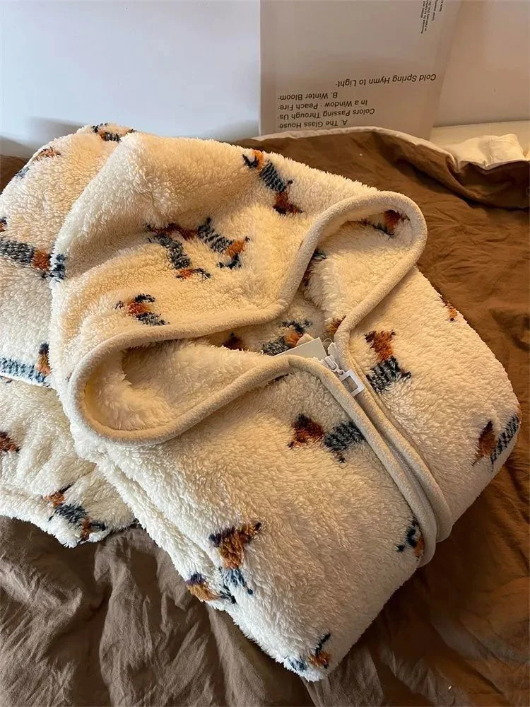 طقم بيجامات نسائي مقاس كبير من Thiened Coral Fce مع قبعة ملابس منزلية شتوية طقم مكون من قطعتين ملابس مريحة ودافئة