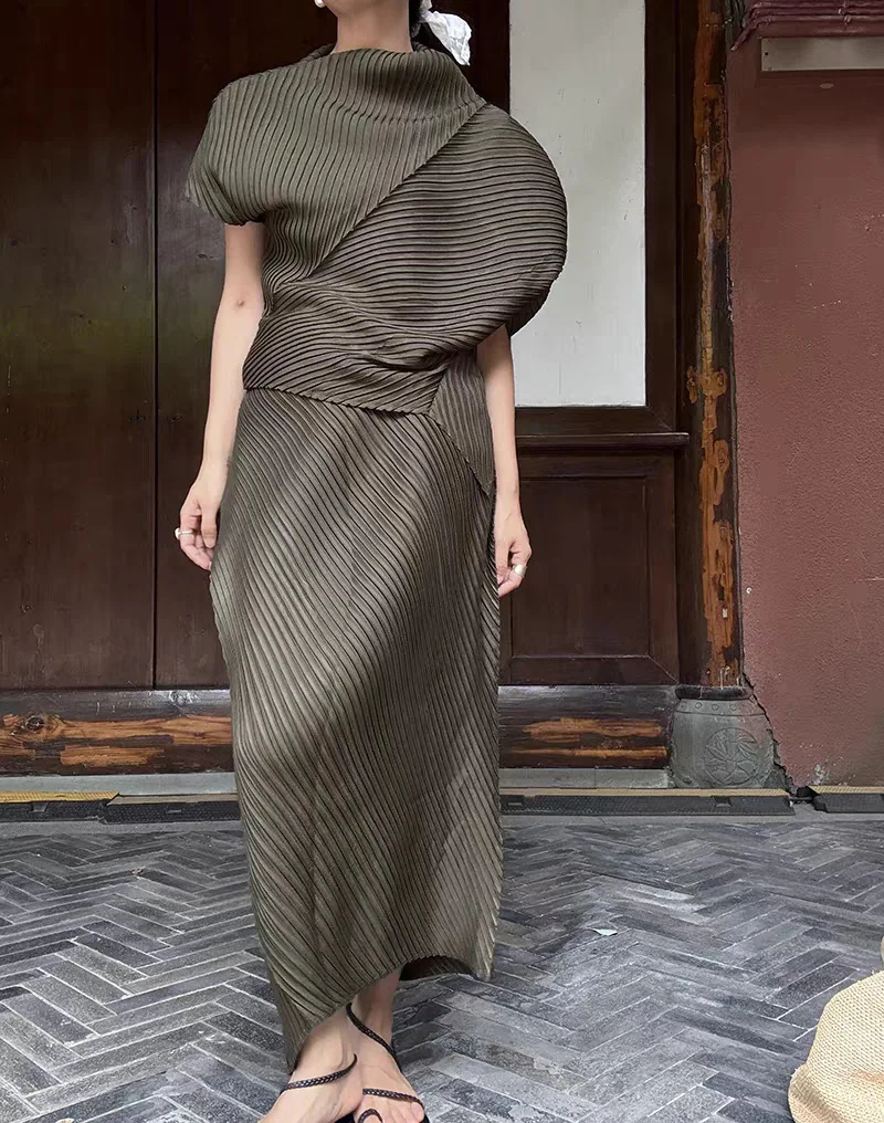 Pleated T-Shirt 2026 Summer New Japane Irregular Cut Pile Collar Top Simple Fashion Lightweight Wrinkle-Free Women Skirt