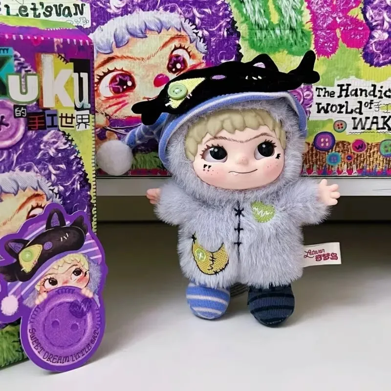 

Новинка! Оригинальная виниловая фигурка Wakuku 4-го поколения из серии Blind Box Handicraft World, милый мультяшный кулон-кукла, в наличии.