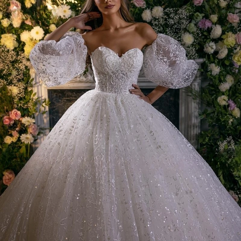 New Arrival Romantic Sweetheart Beading Ball Gown Wedding Dress 2023 Gorgeous Appliques Half Sleeves Lace Princess Bridal Gown