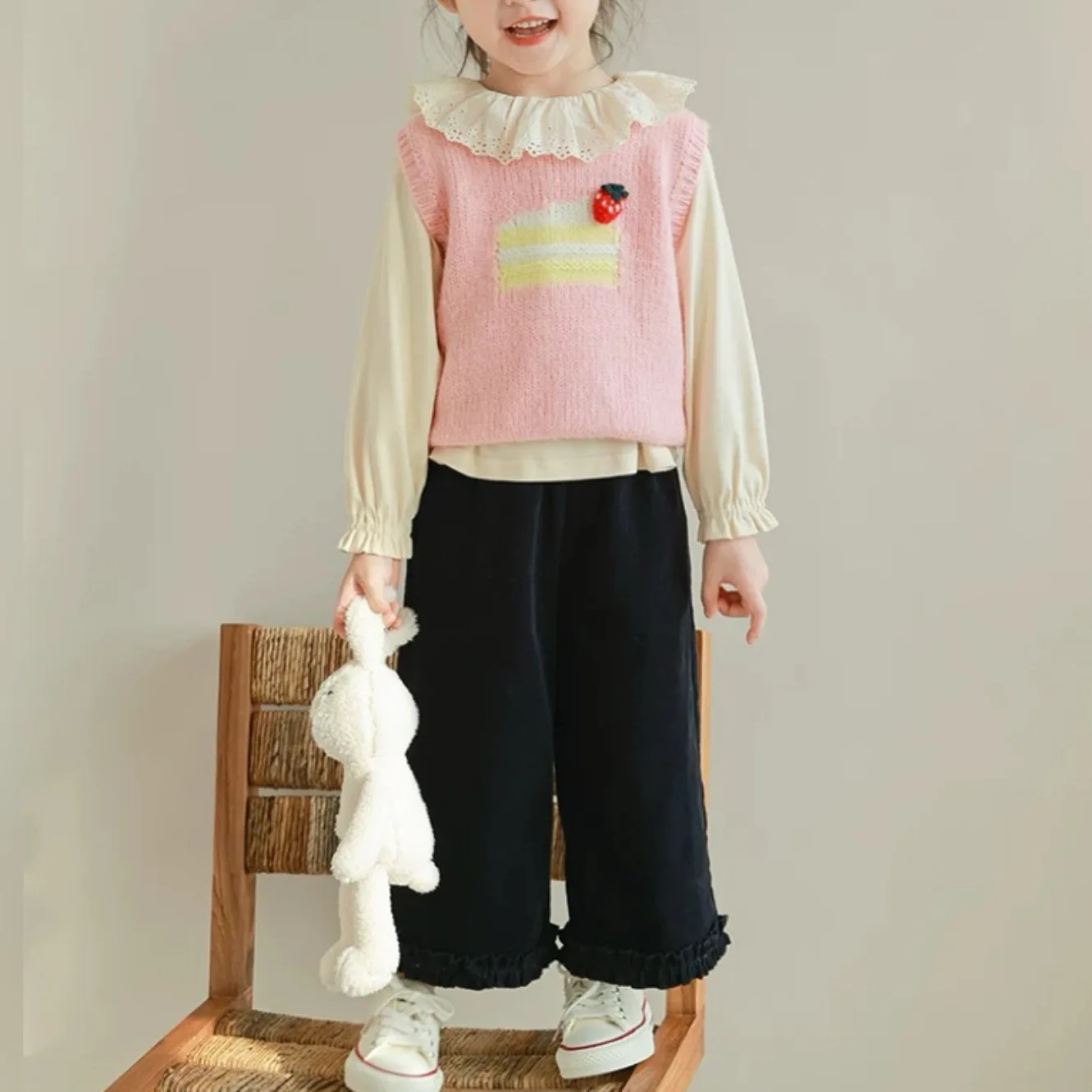 

2025 Spring Autumn New Girls Strawberry Cake Sweater Vest Turn-down Collar Shirt Lace Casual Pants Fashion Children Clothing