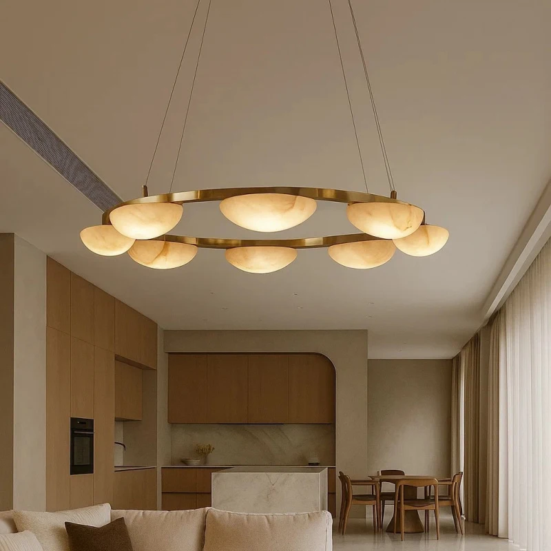 2025 جديد مصباح قلادة من الرخام الإسباني النحاس الأسود جولة عكس الضوء الأسقف بريق التصميم الكلاسيكي الحديث