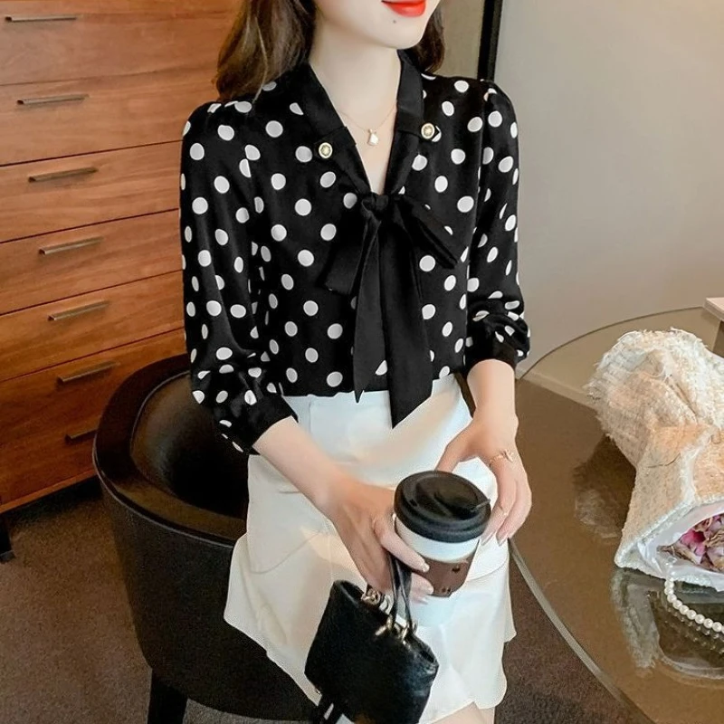 

​Elegant Polka Dot Chiffon Women's Blouse New Pattern 2026 Summer Figure Flattering Three Quarter Sleeve Pullover​