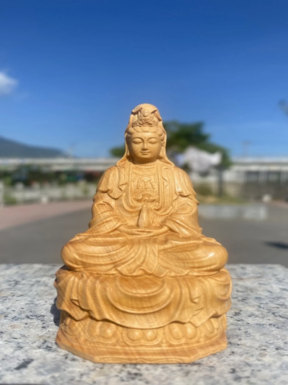 Wooden Guan Yin Buddha Sculpture with Vase - Perfect for Household and Temple Shrine Decor