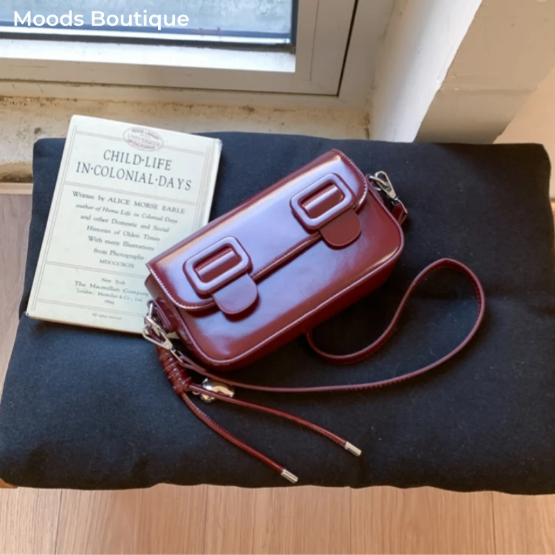 

Vintage Style Flap Shoulder Cross Body Bags For Women Solid Color Mini Square Satchels Bag With Lanyard Decored Luxury Handbags