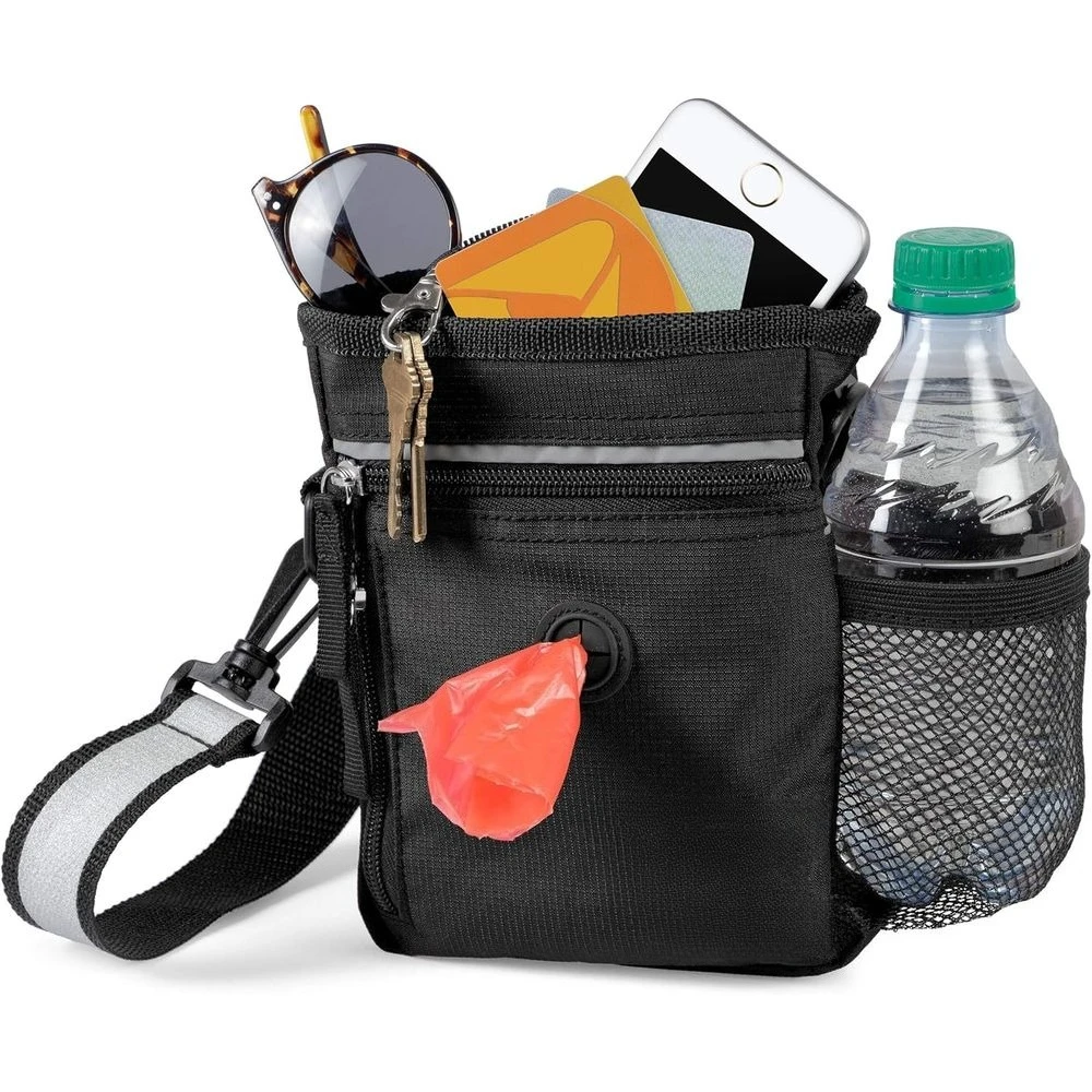 

Регулируемая сумка для дрессировки собак с дозатором для пакетов для экскрементов, светоотражающими ремнями, держателем для бутылки с водой и фонариком