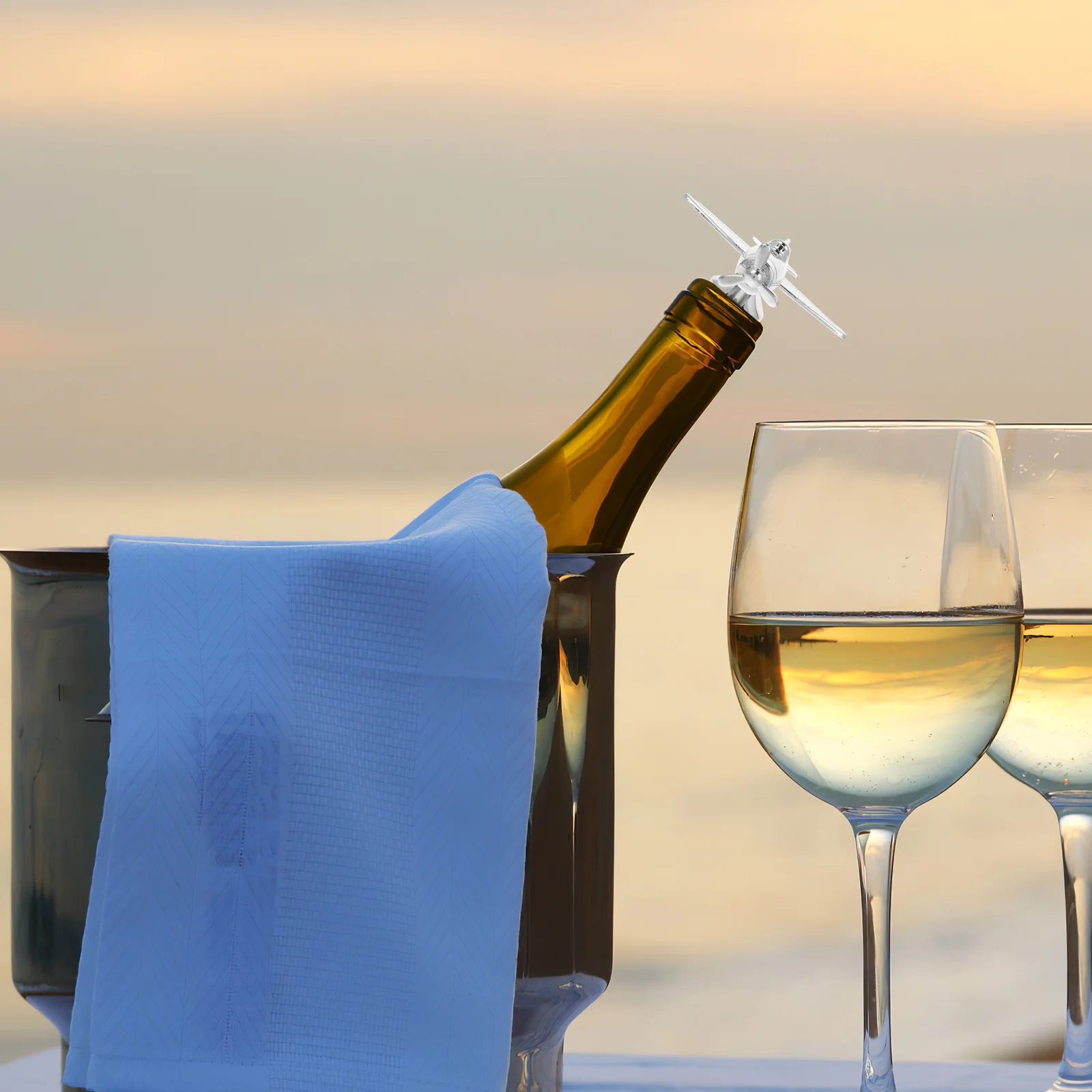 Tapón de botella de vino tinto, tapón de sellado de aleación de silicona en forma de avión para conservación de botellas de vinagre, aceite de oliva y vino, 2 uds.