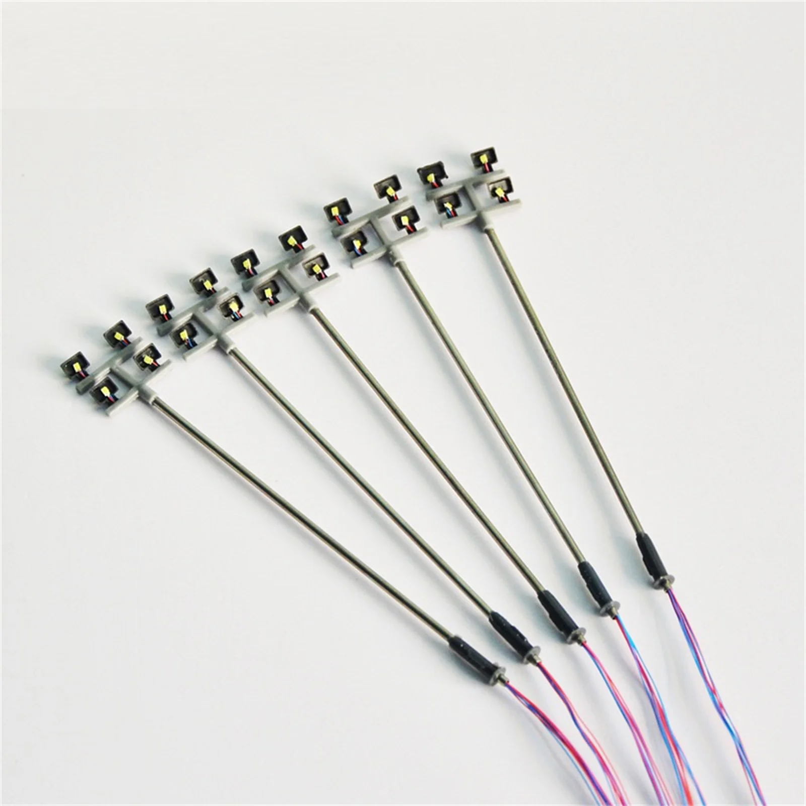 

5 шт./компл., масштаб 1/100, 3 В постоянного тока, башня, модель освещения, макет фонарного стержня для поезда/сада/игровой площадки/стадиевой модели, осветительная башня