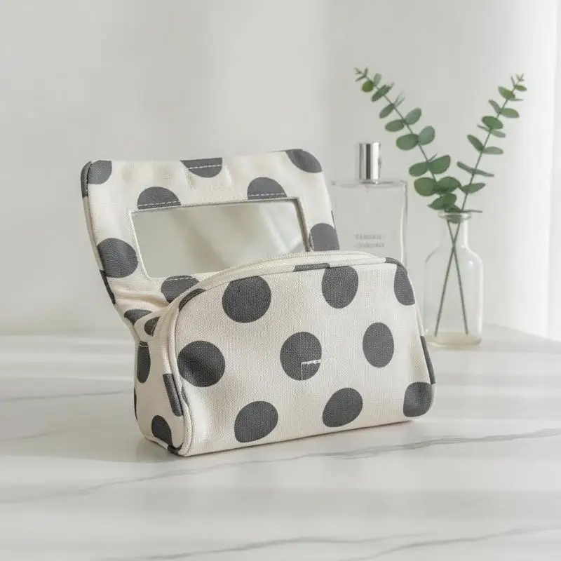 Große Kosmetiktasche mit Polka Dots und eingebautem Spiegel, tragbare, faltbare Reißverschluss-Make-up-Tasche, Reise-Schönheits-Aufbewahrungsorganizer für Frauen – Detail 3