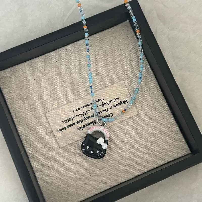 Naszyjnik Hello Kitty Śliczny Oryginalny Unikalny Design Naszyjnik Nowa Moda Delikatne Koraliki Kolorowe Akcesoria do Naszyjnika