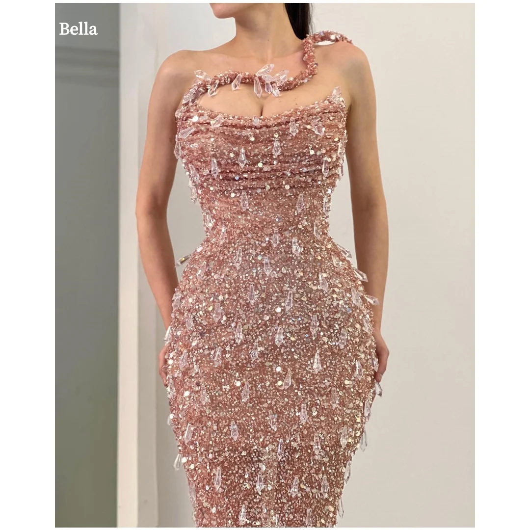 

Bella Индивидуальные розовые блестящие халаты без бретелек с открытой спиной, вечерние платья без рукавов с русалкой, платье для выпускного вечера длиной до пола, 2025 г.