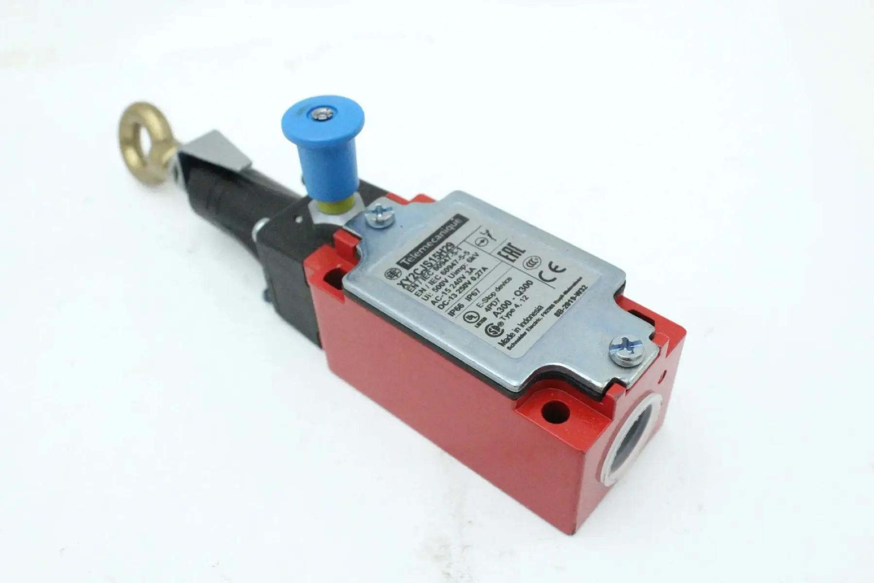 XY2CJS15H29 Latching emergency stop rope pull switch, Telemecanique rope pull switches XY2C, e XY2CJ, straight, 1NC+1 NO, ISO M2