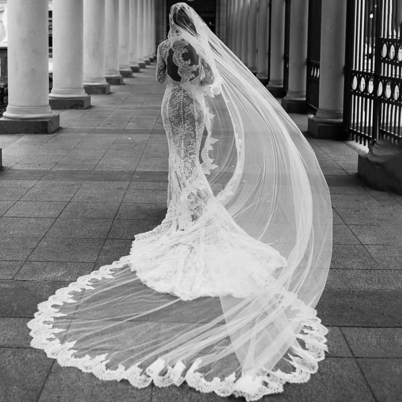 

Cathedral Length Lace Trim Wedding Veil With Comb Single Layer Tulle Floral Appliques Wedding Bridal Veils Customized