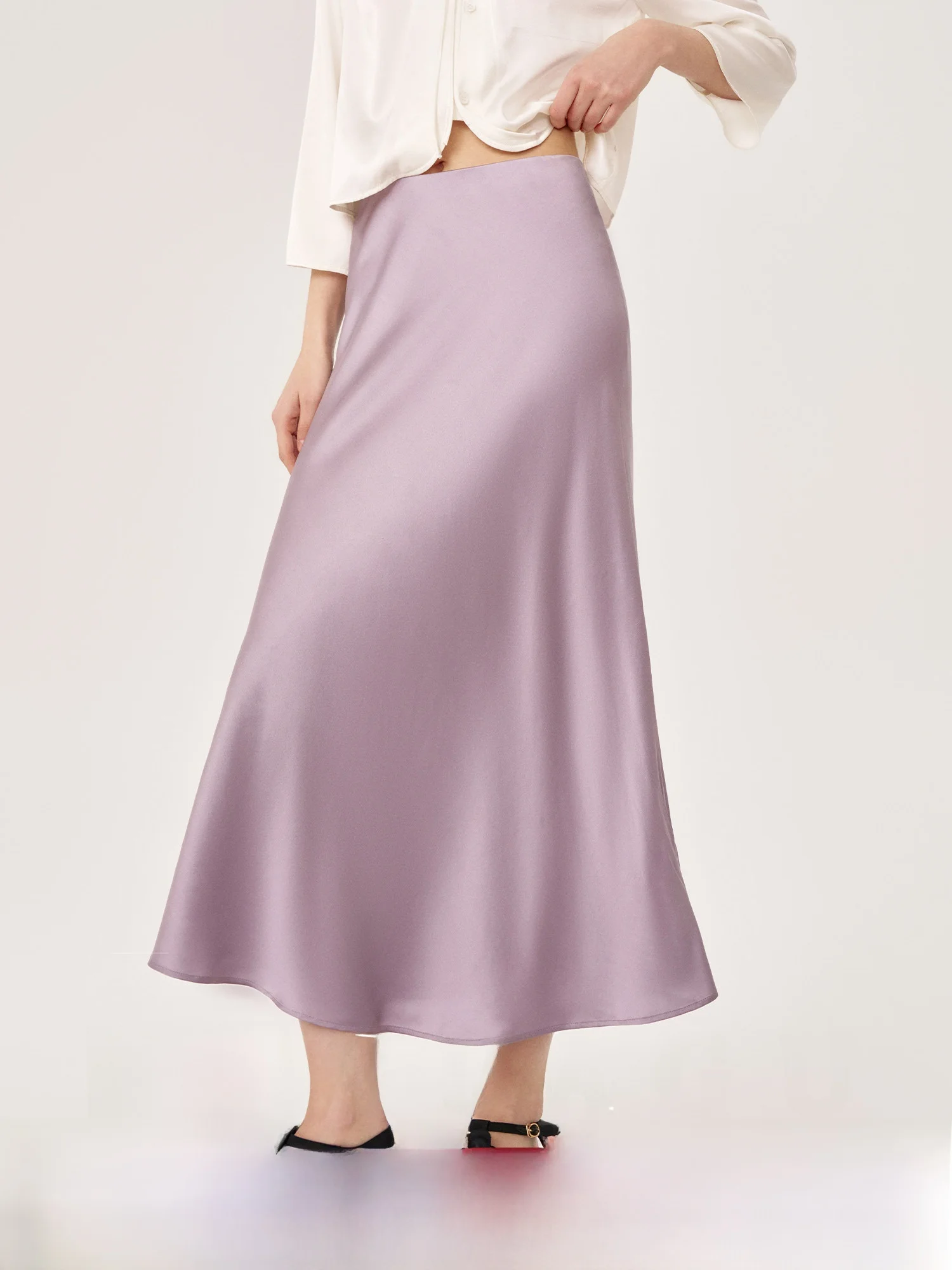 

Elegant Satin Halter Neck Dress Women's Fashion High Waist A-Line Skirt Radiant Pearl Glossy Fabric Commute Vintage Style