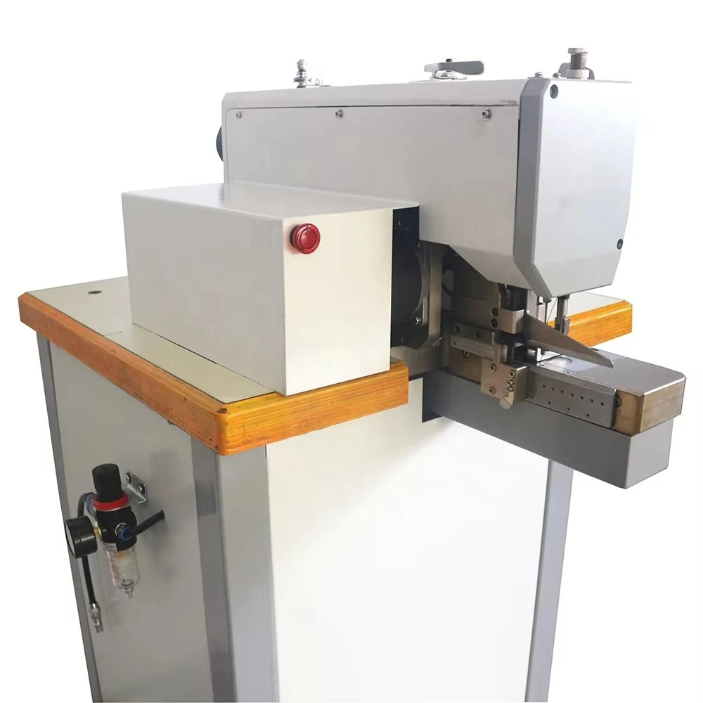 Programmable Industrial Automatic High-Speed Lock Stitch Sewing Machine with Motor & Gear for Leather Belt Buckle Head