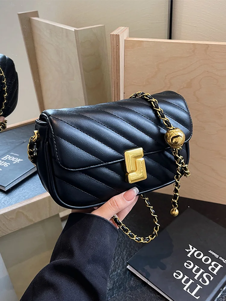 High Quality Exquisite Lock Buckle Crossbody Bag 2024 New Ladies Retro Wine Red Texture Chain Underarm Bags Fashionable Handbag