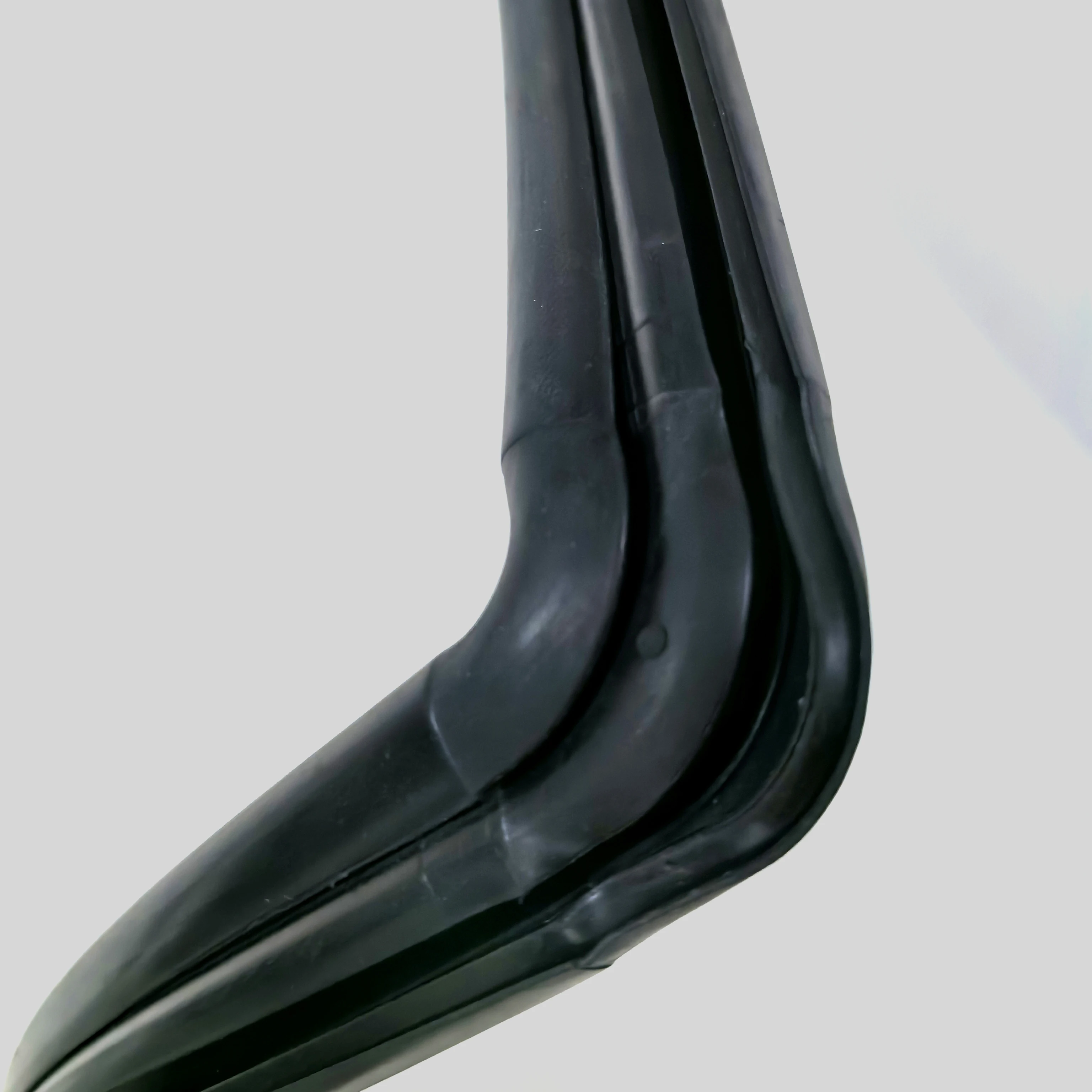 日産パトロール Y60 ウェザーストリップフロントガラスゴム 72710