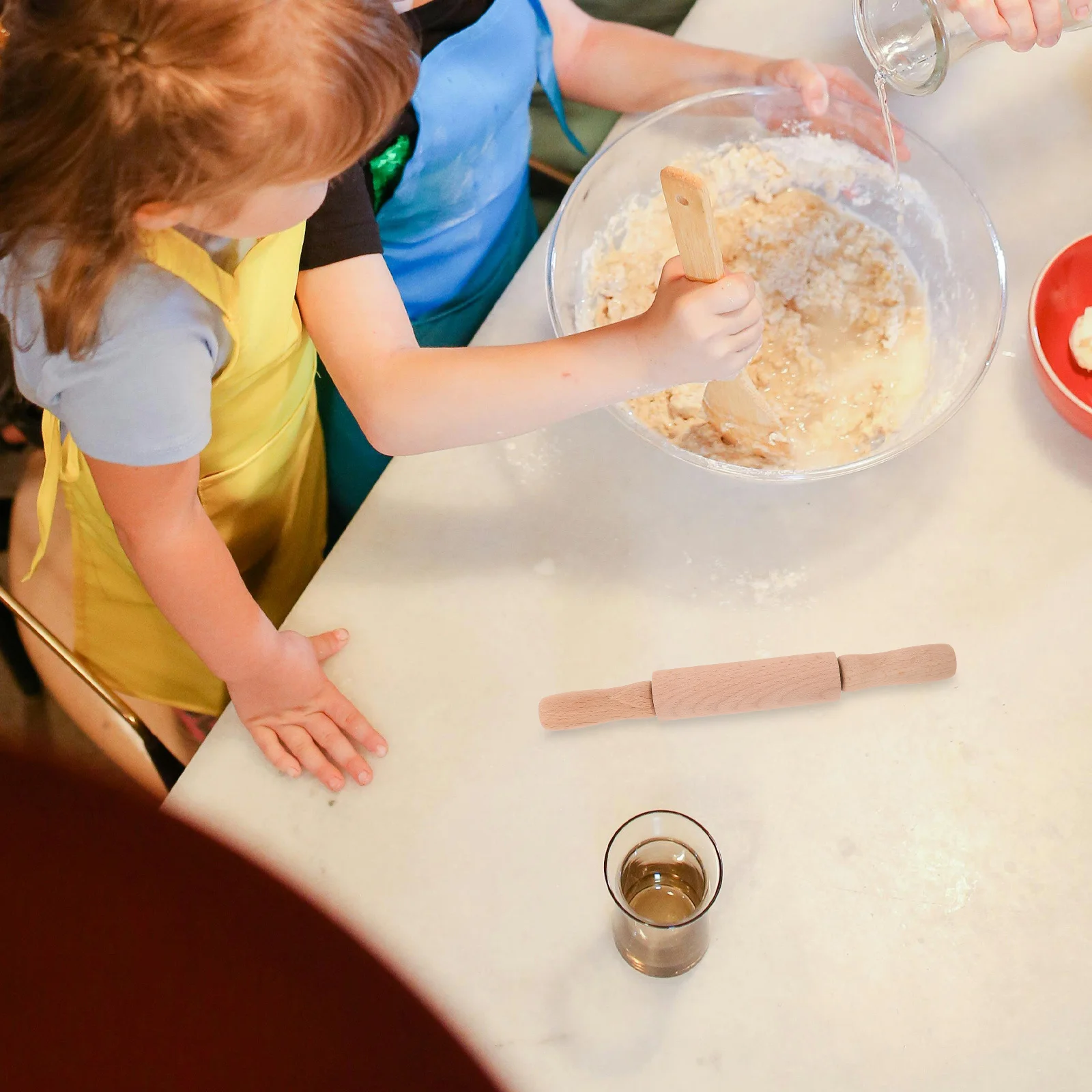 

Wooden Mini Roller 23cm for Children Baking Pastries Craft Projects Easy Smooth Rolling Family Kitchen Tool