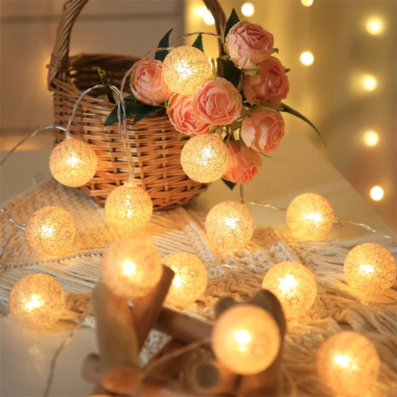 Battery Powered 4cm Cotton Ball Lighting String Wedding Party Birthday Proposal Home Staircase Room Decoration Accessories