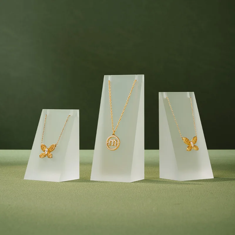 Oirlv 3pcs Acrylic Jewelry Display Props Clear Frosted White Acrylic Plexiglass Pendant Necklace Stand Jewelry Organizer Rack