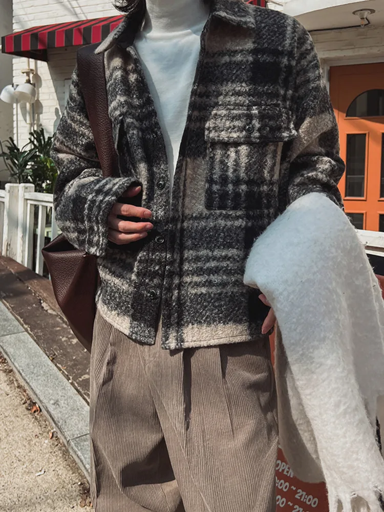 SYUHGFA ملابس رجالية معطف صوفي قصير 2025 الشتاء سميكة الكورية نمط موضة فضفاضة الاتجاه سترة غير رسمية منقوشة الذكور القمم