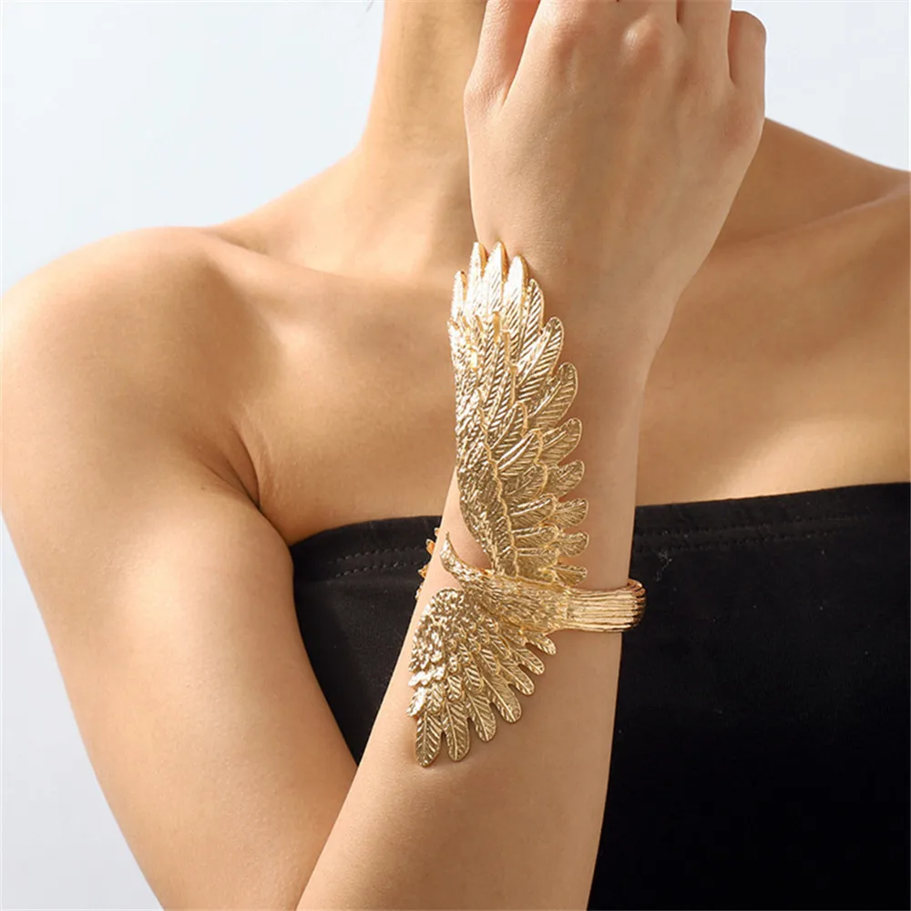 

Exaggerated Metal Gold Big Animal Adjustable Open Bracelet Hand Jewelry for Women Alloy Geometric Cuff Bracelet Bangle Handpiece