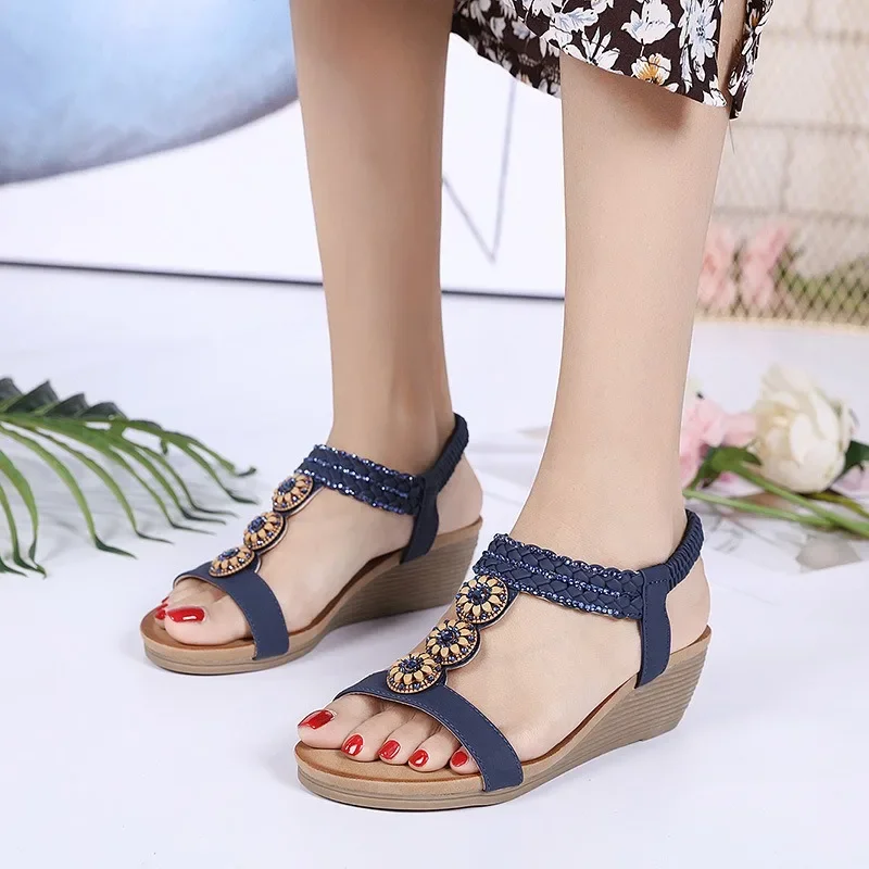 Summer Women 2cm Platform 5cm Wedges High Heels Sandals Lady Elegant Sandles Bling Crystal Sneakers Vacation Beach Outside Shoes