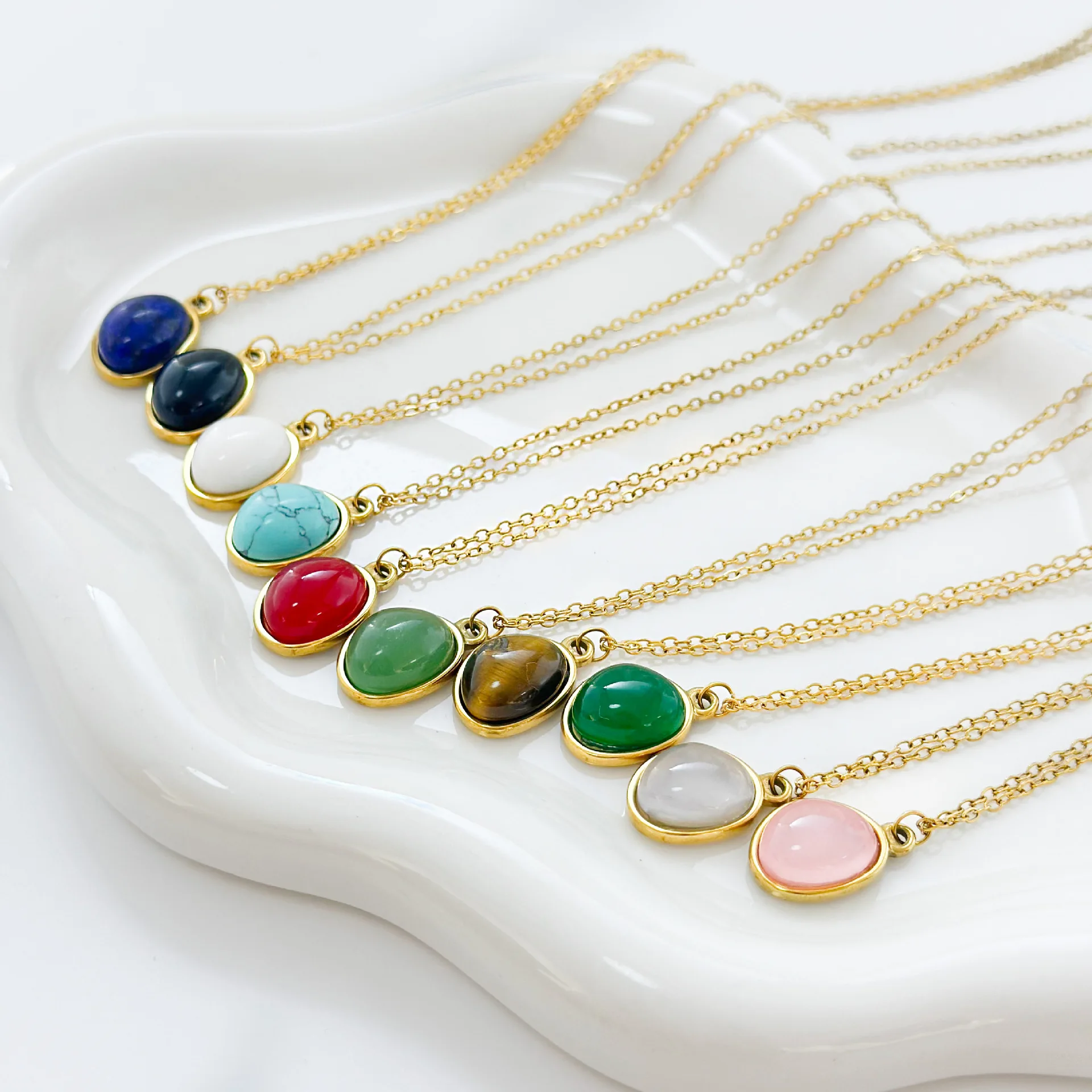 

Vintage Natural Gem Stone Blue Lapis Turquoise Black Green Red Agate Pendant Titanium Stainless Steel 18k Gold Plated Necklace