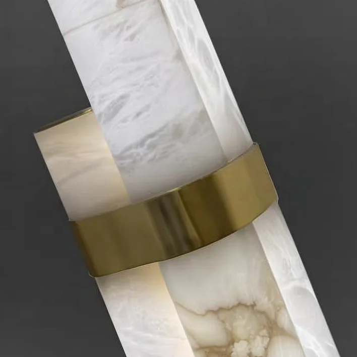 مصباح أرضي مرمر حديث من النحاس الشمالي الفاخر بثلاثة أسطوانات مصباح محطة رخامية لغرفة المعيشة في مطبخ الفندق