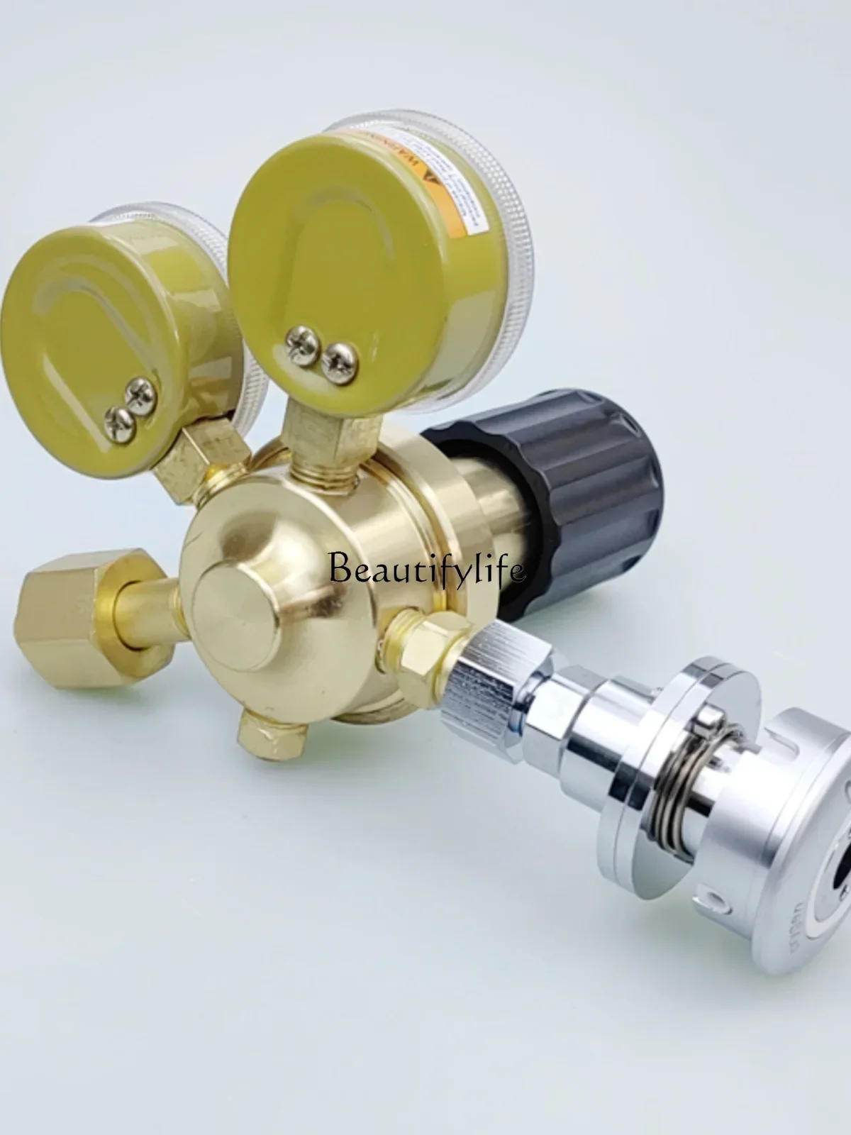 Oxygen cylinder to German standard reducer end point pure copper material processing