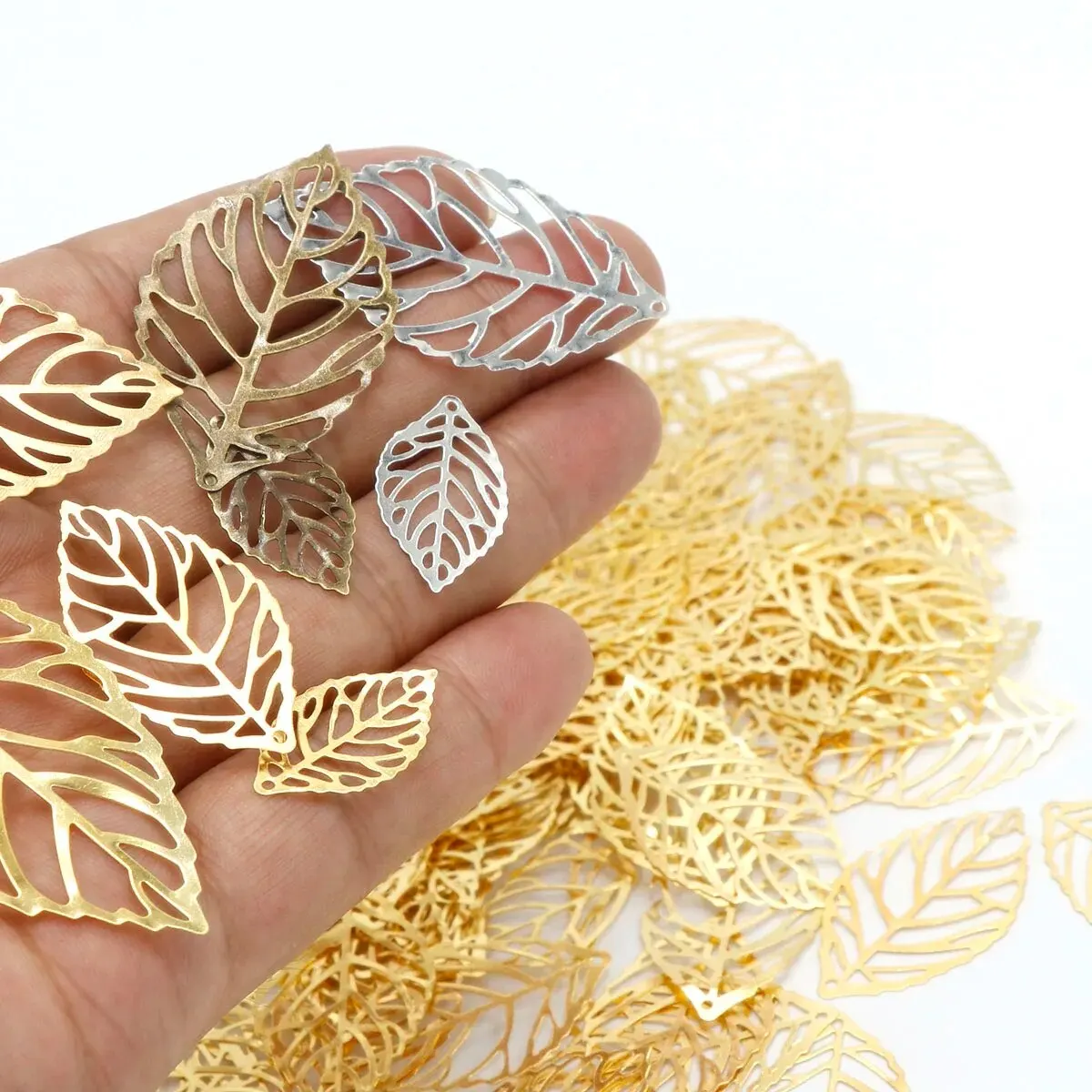 50pcs Metal Iron Leaves 2.4*1.4cm Pendants Bracelet Necklace Jewelry Making and DIY Craft Accessories