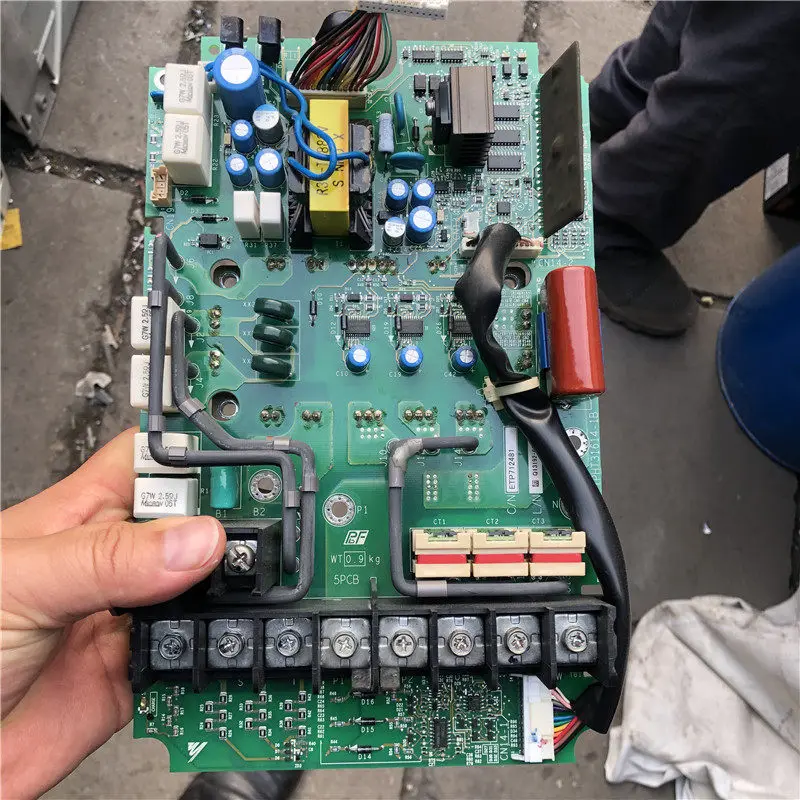 Second-hand is of good qualityYaskawa Inverter A10000 and H1000 Series 11/15/18 KW Main Driver Board Power Board view 3
