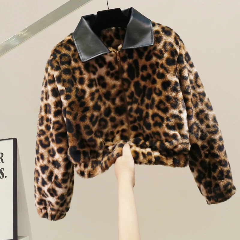 

Korean Sle Heavy Work Leopard Print Patchwork Loose Long Sve Sweater Jaet Faionable Versatile Youthwear Autumn 2025