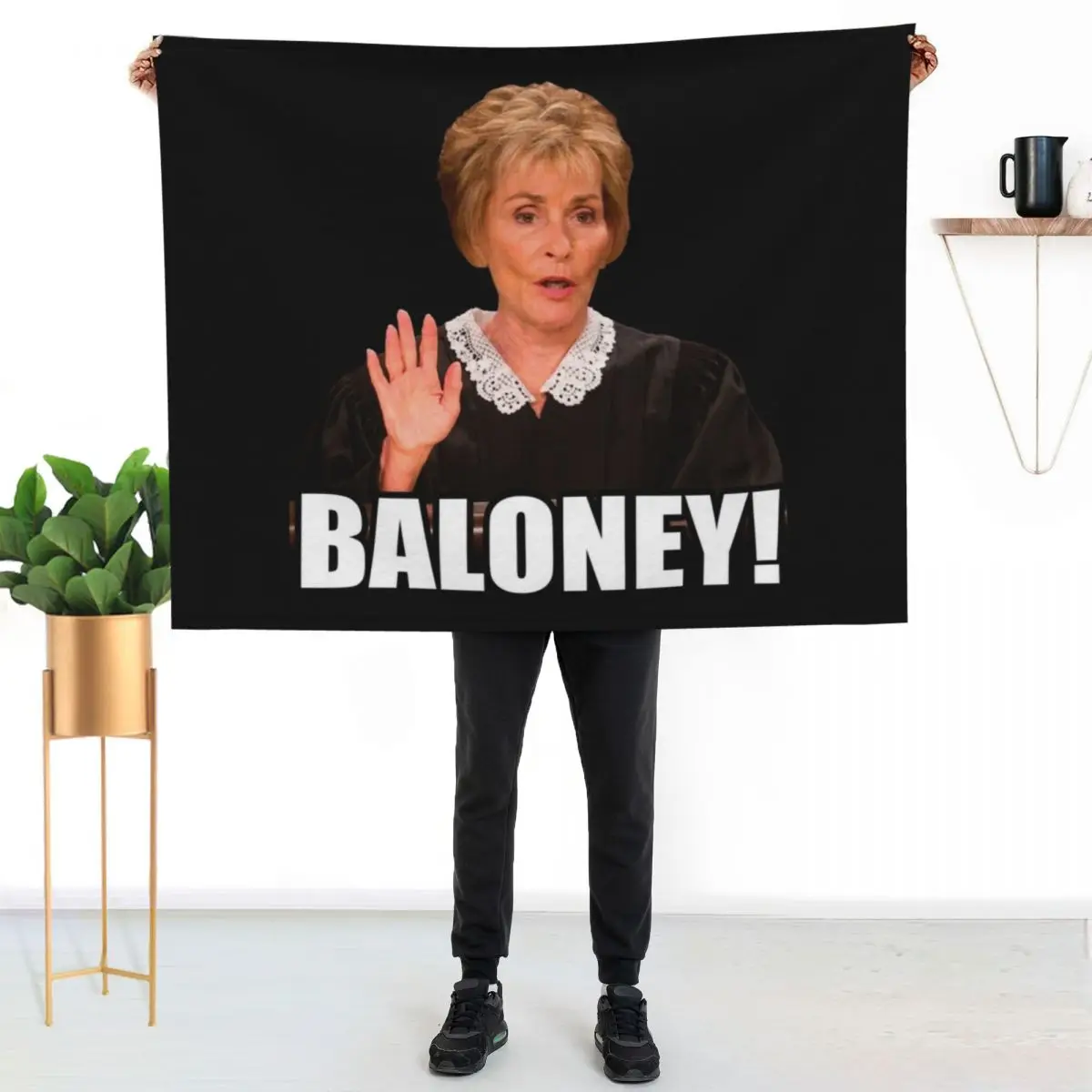Judge Judy - Baloney Throw Blanket Furry Warm Soft Big Soft Beds Tourist Flannels Blankets