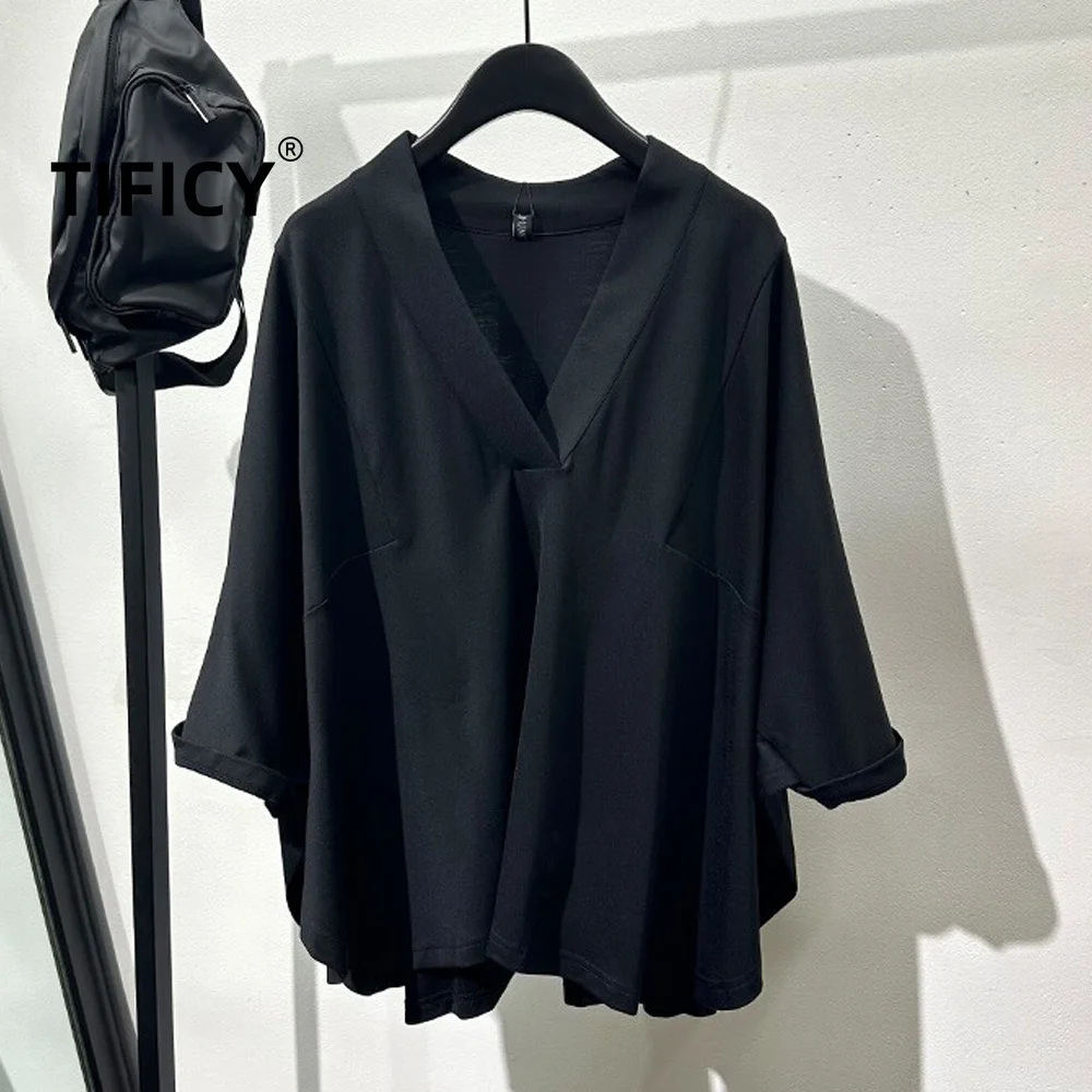 

High Street Shirts Men's Summer Dark Style Fashionable V-neck Bat Sleeve V-neck T-shirt Popular Retro Short Sleeved Shirts Top
