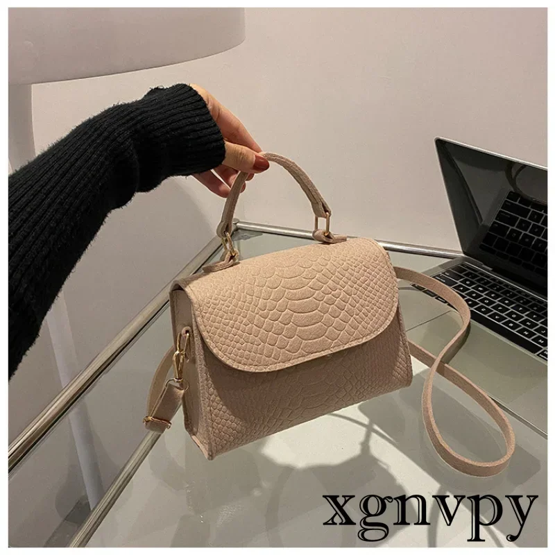 Xgnvpy حقائب Crossbody للنساء ، حقيبة تحت الإبط ، حقيبة كتف للسيدات ، حقائب يد رائجة