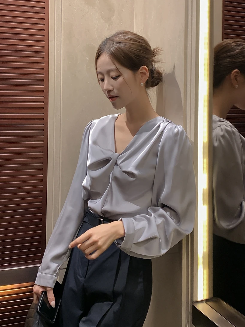 

iny Chiffon irt Women's Chic Cross V-ne Front Pleats Design Sensation Agel Top Long Sve Loose Fit Commute Sle