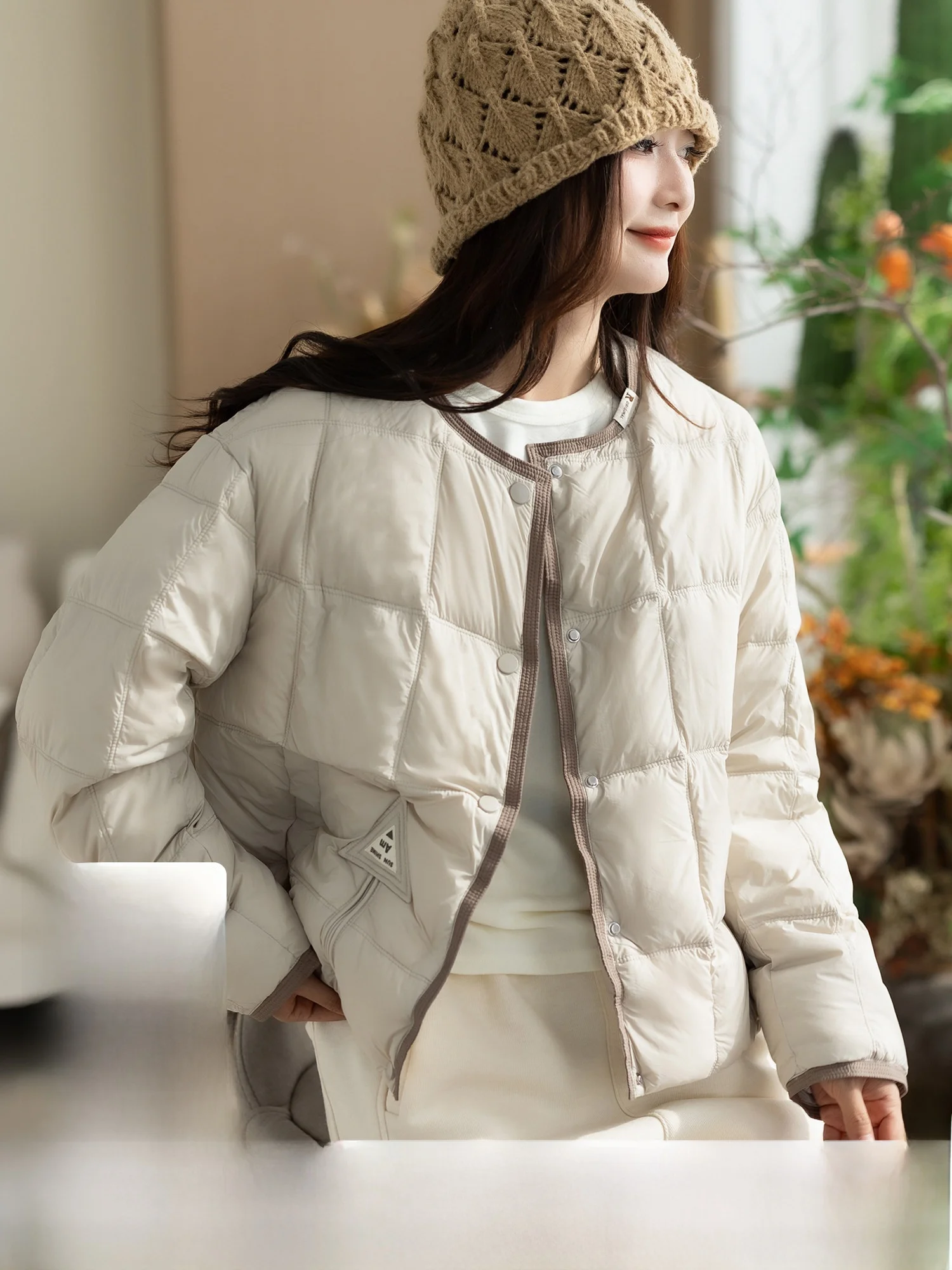 

Kyu Women's Lightweight down Jaet round Ne 90% White Du down Casual Innerwear Outerwear Fall Winter New Sle