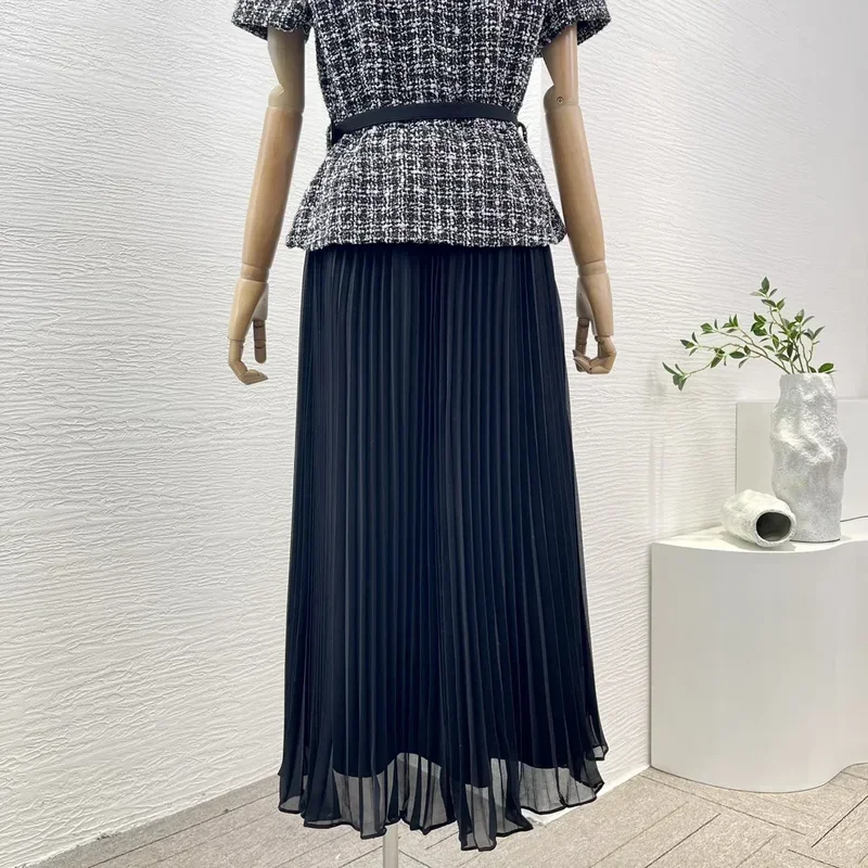 2024 New Women Top Quality Black Plaid Short Sleeve Tweed Off The Shoulder Midi Pleat Dress