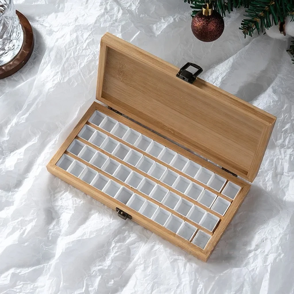 24/36/40/48 Grids Empty Wooden Packaging Box Patting Palette Mixing Color Box Tool for Nail Art Patting Gel Watercolor Paint Box
