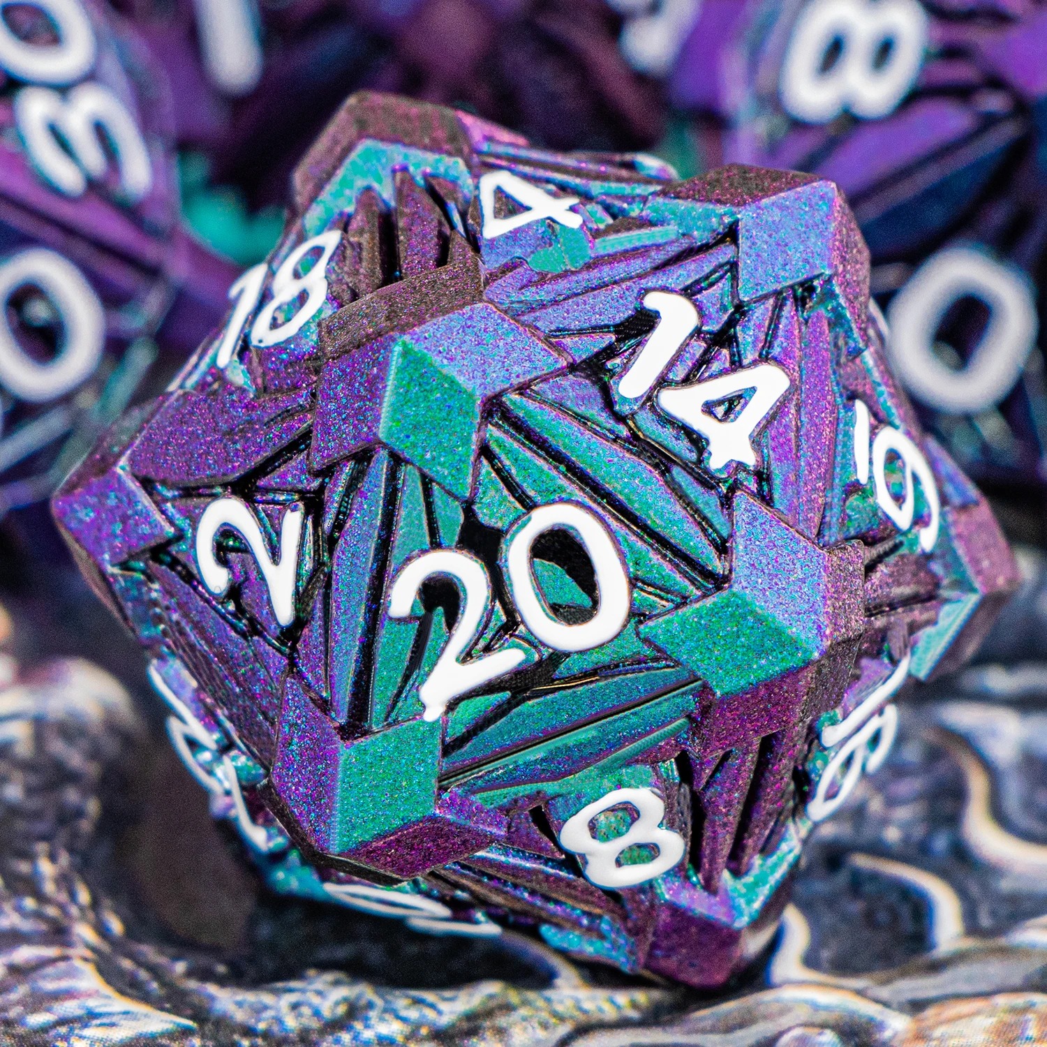 

Набор металлических кубиков DND Shards Dice, 7 шт., фиолетово-зеленые многогранные кубики для D&D, RPG, ролевых игр, Pathfinder, D20, набор кубиков D&D